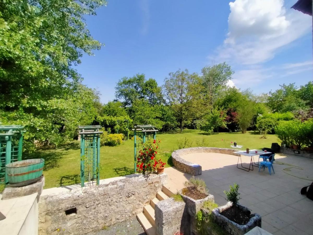 Grande Villa Au Coeur De La Dordogne Paussac-et-Saint-Vivien Buitenkant foto