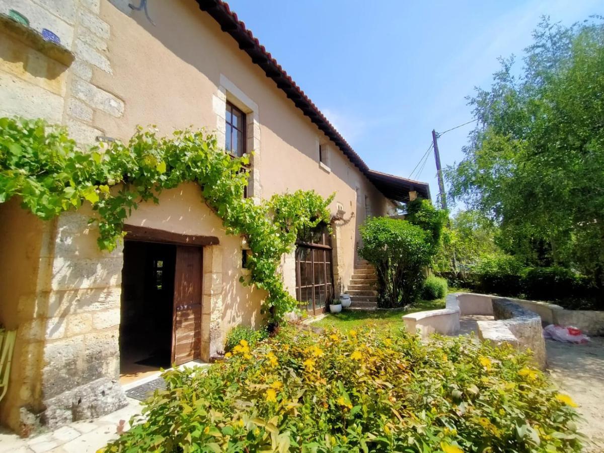 Grande Villa Au Coeur De La Dordogne Paussac-et-Saint-Vivien Buitenkant foto